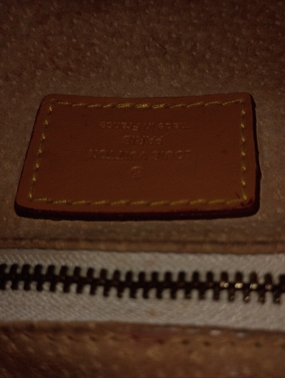 Louis Vuitton Speedy - Picture 16 of 16